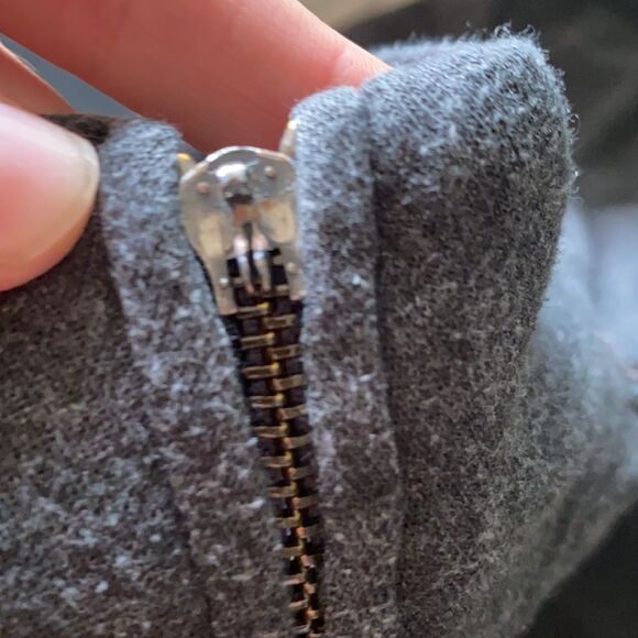 PINK Sweater - Picture 5 of 5